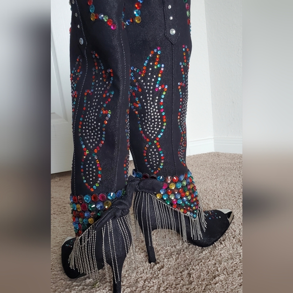 🖤 GIANNI BINI BLACK MULTI CRYSTAL HEELED BOOTS 🖤Brand: Gianni Bini  Size: 9.5
